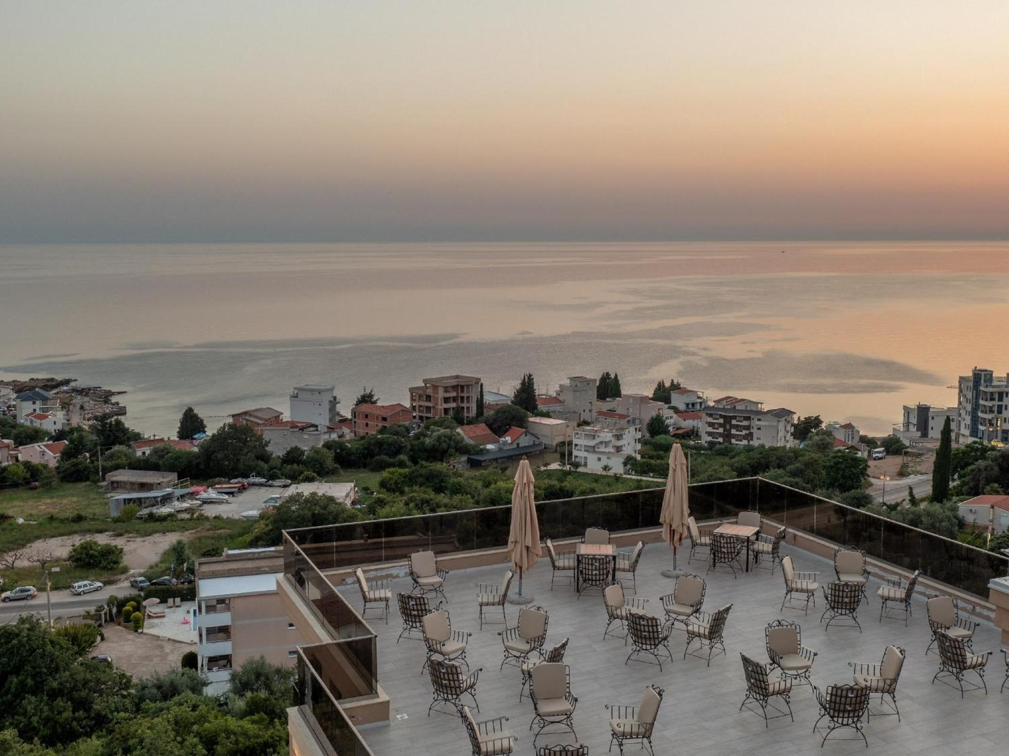 Hotel Diman Dobra Voda Exterior photo